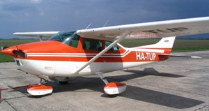 Sétarepülés Cessna-182 tup-022.300